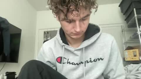 Snapshot of ryan287747 chatting on January 8, 2025, 9:55 pm ryan online show from January 8, 2025, 9:55 pm