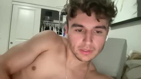 Snapshot of ryan287747 chatting on October 13, 2025, 7:08 am ryan online show from October 13, 2025, 7:08 am