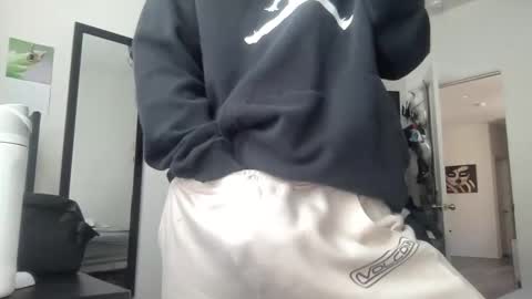 Snapshot of ryan287747 chatting on December 3, 2025, 8:29 pm ryan online show from December 3, 2025, 8:29 pm