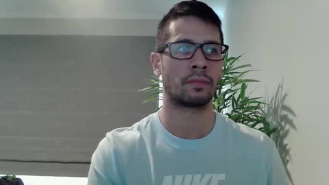 Ryan online show from October 30, 2025, 2:35 am