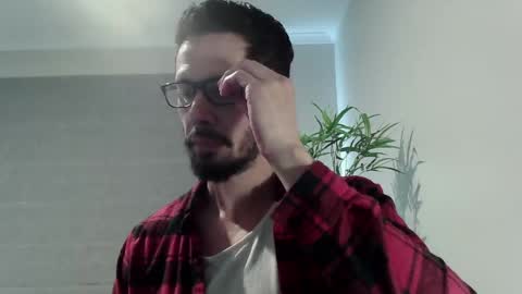 Ryan online show from April 11, 2026, 3:22 am