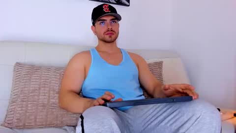 Snapshot of ryan_cooper_1 chatting on October 2, 2025, 3:24 am Ryan online show from October 2, 2025, 3:24 am