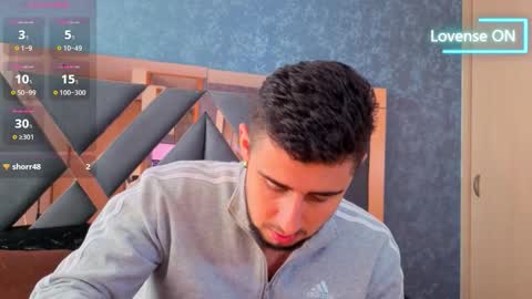 R Y A N online show from September 26, 2025, 1:48 pm