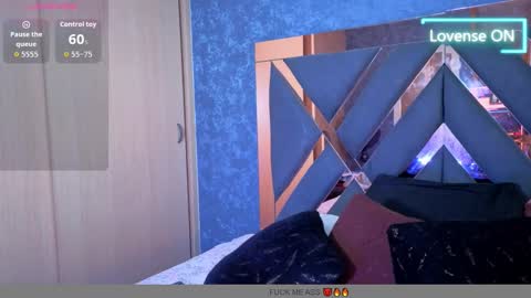 R Y A N online show from October 3, 2025, 11:29 am