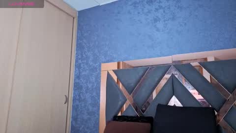 R Y A N online show from October 9, 2025, 10:57 am