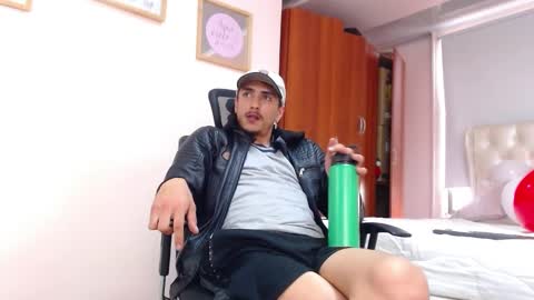 ryan online show from February 15, 2025, 6:33 pm