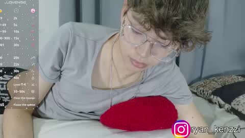 Snapshot of ryan_mckenzziee chatting on November 7, 2025, 6:35 am ryan online show from November 7, 2025, 6:35 am