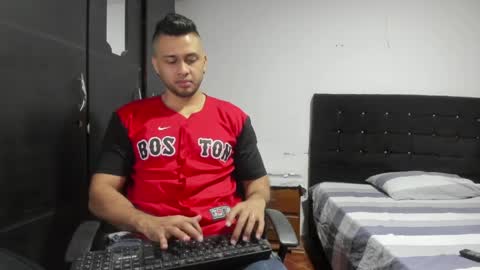 Snapshot of ryan_xc1 chatting on March 31, 2026, 2:02 am ryan_xc1 online show from March 31, 2026, 2:02 am