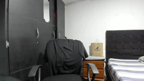 Snapshot of ryan_xc1 chatting on April 9, 2026, 3:06 am ryan_xc1 online show from April 9, 2026, 3:06 am