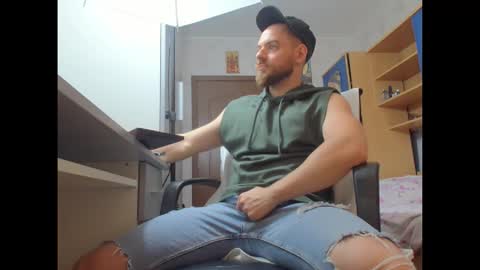 Ryanstone  online show from November 29, 2025, 11:35 am