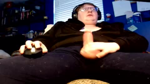 Snapshot of ryguy323 chatting on December 14, 2025, 8:24 pm Dennis online show from December 14, 2025, 8:24 pm