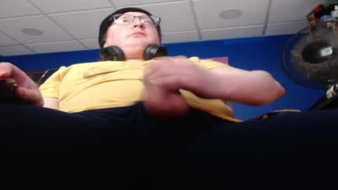 Snapshot of ryguy323 chatting on April 12, 2026, 8:25 pm Dennis online show from April 12, 2026, 8:25 pm