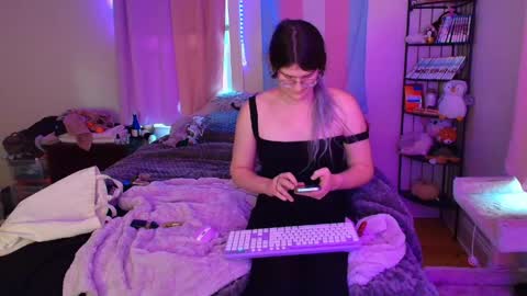 Snapshot of ryn_michele chatting on May 12, 2026, 11:57 pm Ryn Michele online show from May 12, 2026, 11:57 pm