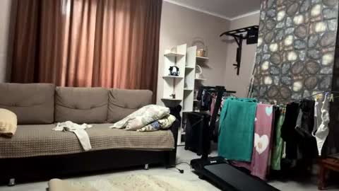 ryni online show from July 28, 2026, 12:48 pm