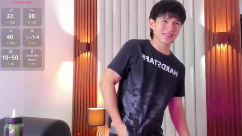 Ryo Kush online show from October 25, 2025, 3:58 am