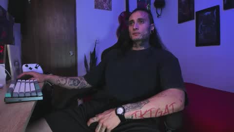 leopmonk help me reach 100 thumbs up online show from January 17, 2026, 2:05 am