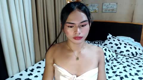 s1nfulmaxx online show from July 16, 2026, 1:28 pm