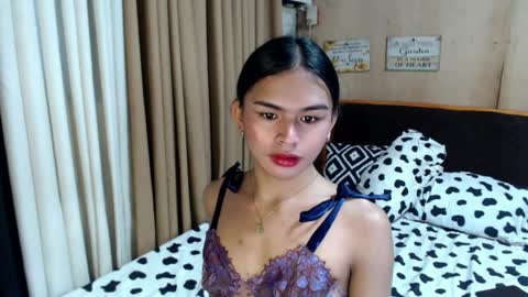 s1nfulmaxx online show from July 18, 2026, 9:35 am