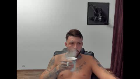 Snapshot of s1nmaster chatting on September 13, 2025, 3:50 am s1nmaster online show from September 13, 2025, 3:50 am