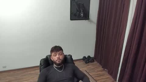 Snapshot of s1nmaster chatting on October 14, 2025, 7:03 pm s1nmaster online show from October 14, 2025, 7:03 pm