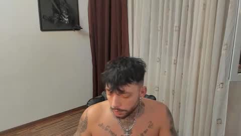 Snapshot of s1nmaster chatting on November 14, 2025, 12:42 am s1nmaster online show from November 14, 2025, 12:42 am