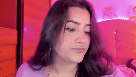 S H A R O N model independient online show from December 20, 2024, 8:01 pm