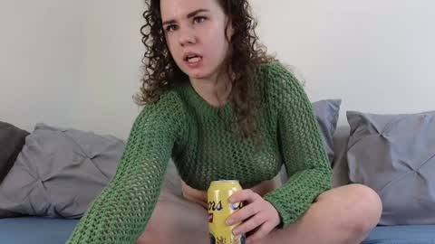 Snapshot of s_leanne_ chatting on January 28, 2025, 7:32 pm Leanne online show from January 28, 2025, 7:32 pm