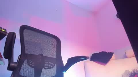 Steven Independent online show from December 3, 2025, 12:18 am