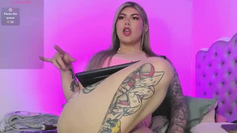 Sammy Saenz ig Sammysaenz  online show from September 9, 2025, 10:42 pm