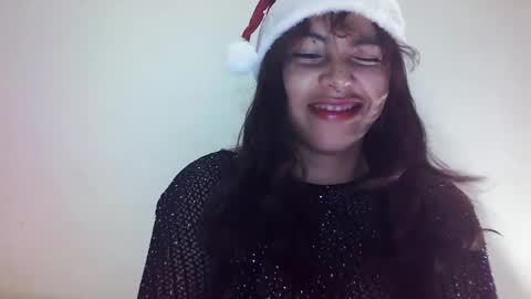 Snapshot of saavaghechick chatting on December 4, 2024, 11:57 pm Jeane online show from December 4, 2024, 11:57 pm