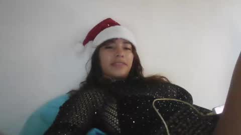 Snapshot of saavaghechick chatting on December 6, 2024, 9:46 pm Jeane online show from December 6, 2024, 9:46 pm