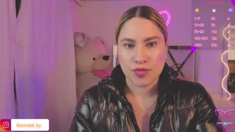 saaya_tay online show from February 19, 2026, 3:02 am