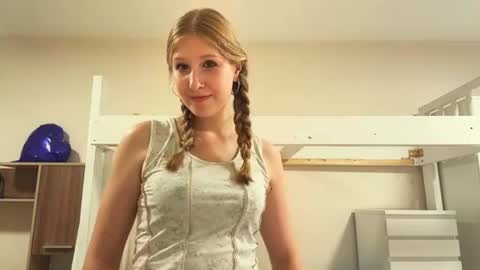 Sabine online show from July 14, 2026, 10:32 am
