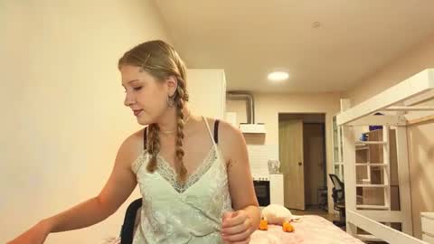 Sabine online show from July 15, 2026, 6:18 am