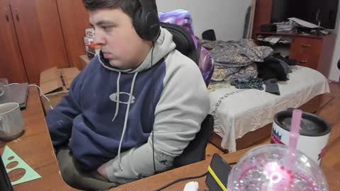 1141323  my Lord Mister Max   moms treasure online show from January 6, 2025, 2:37 am