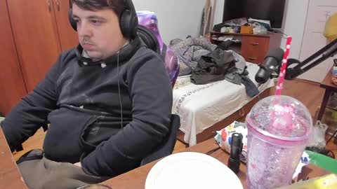 1141323  my Lord Mister Max   moms treasure online show from January 27, 2025, 4:54 pm