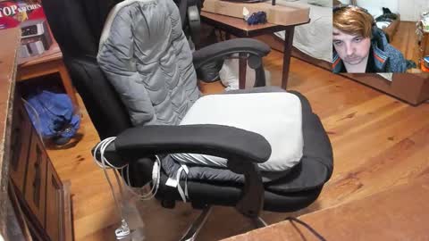 1141323  my Lord Mister Max   moms treasure online show from October 21, 2025, 12:44 am