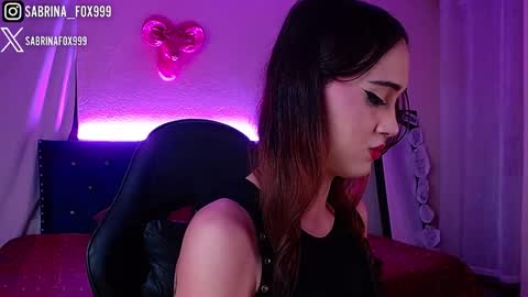 Snapshot of sabriina_fox999 chatting on March 7, 2026, 5:04 am sabrina fox online show from March 7, 2026, 5:04 am