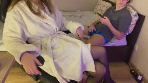 SabrinaDaniel online show from October 9, 2025, 9:35 pm