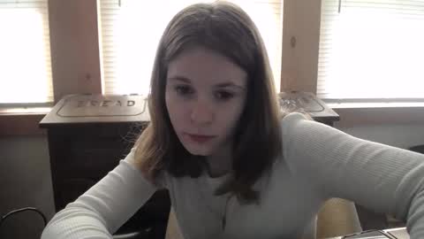 Sabrina online show from September 12, 2025, 2:28 pm