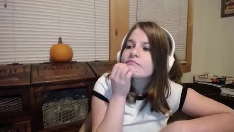 Sabrina online show from October 7, 2025, 11:35 pm