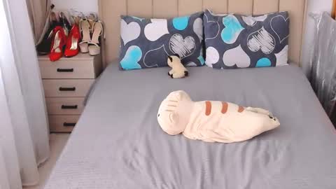 Sabrina MacMarren online show from July 21, 2026, 1:46 pm
