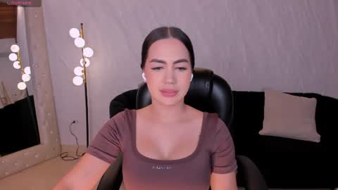 Snapshot of sabrinamontclair chatting on July 6, 2026, 8:22 pm Sabrina M online show from July 6, 2026, 8:22 pm