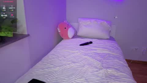 Sabrina Rose   online show from March 5, 2025, 10:10 pm