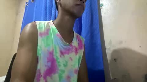 Snapshot of sachu01 chatting on April 1, 2026, 3:29 am Sachu01 online show from April 1, 2026, 3:29 am