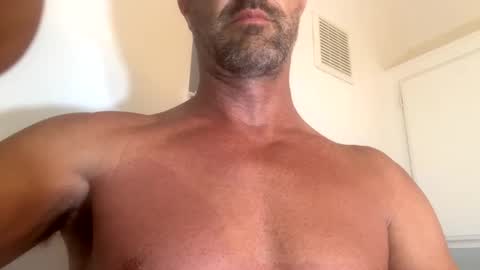 R online show from September 22, 2025, 10:39 am