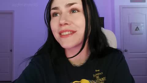 Sadie Renee  online show from October 9, 2025, 10:52 pm