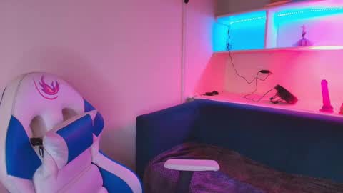 Snapshot of saelivrae chatting on October 4, 2025, 7:01 pm Cami online show from October 4, 2025, 7:01 pm