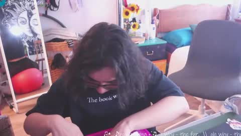 Safa online show from February 21, 2025, 7:10 pm