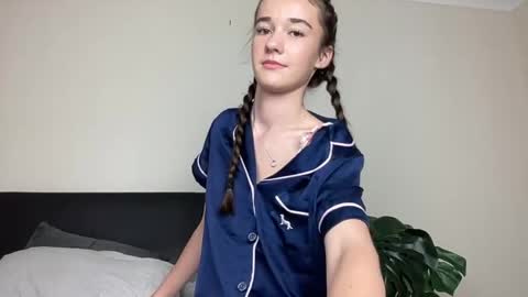urs xxx content in my bio online show from March 19, 2026, 12:58 am